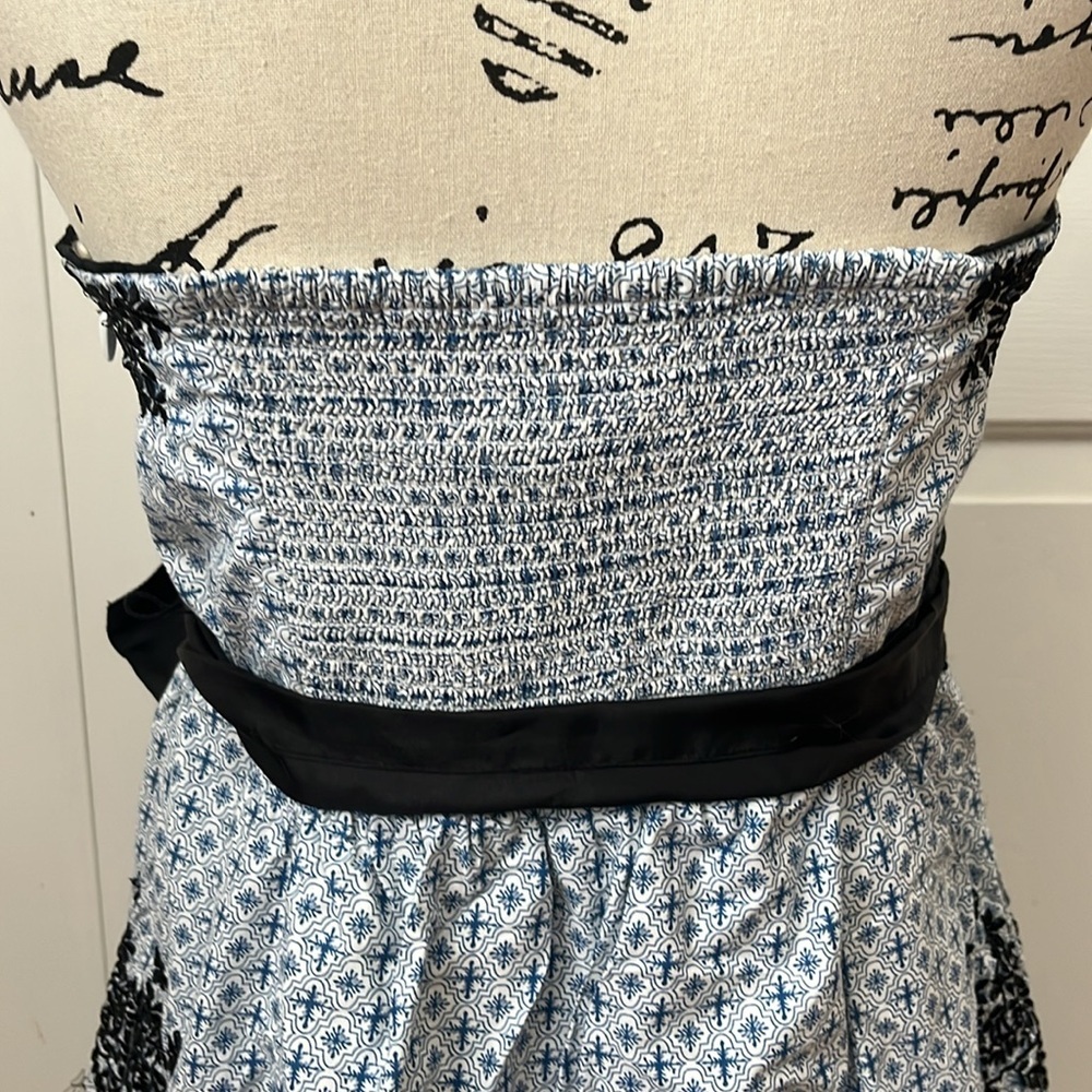 Anthropologie Moulinette Soeur Embroidered strapless Dress with Ribbon Belt Sz 8 - Picture 10 of 14